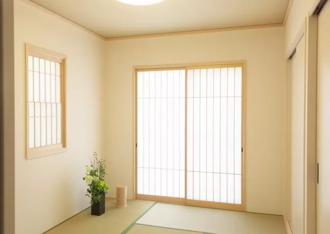 Сатиновый натяжной потолок